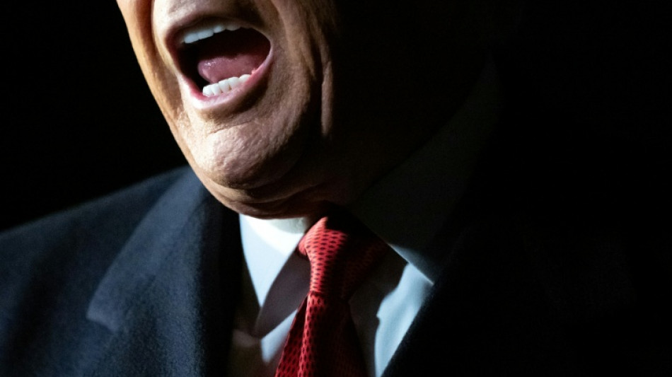 Trump slams 'dirty' Canada despite withdrawal of Reagan ad