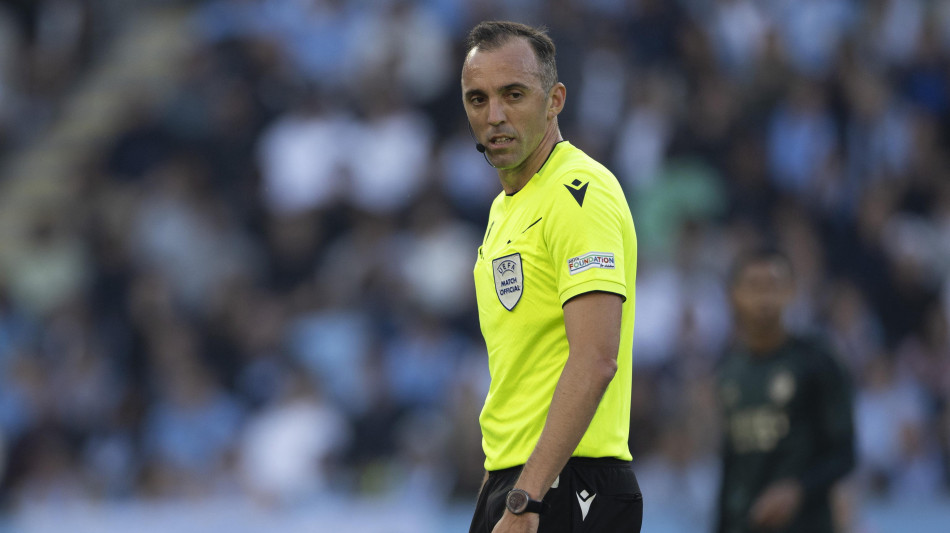 Champions: portoghese Pinheiro arbitra Napoli-Francoforte