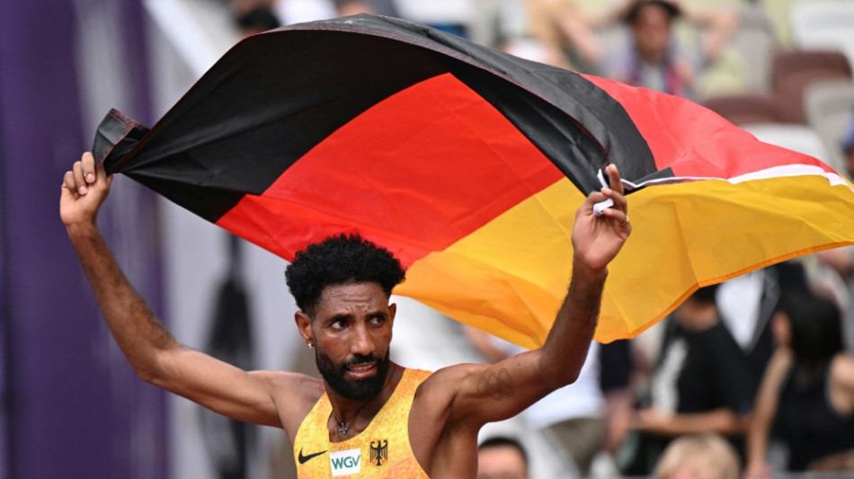 "Jetzt bin ich S&auml;ufer": Petros feiert Silber-Party