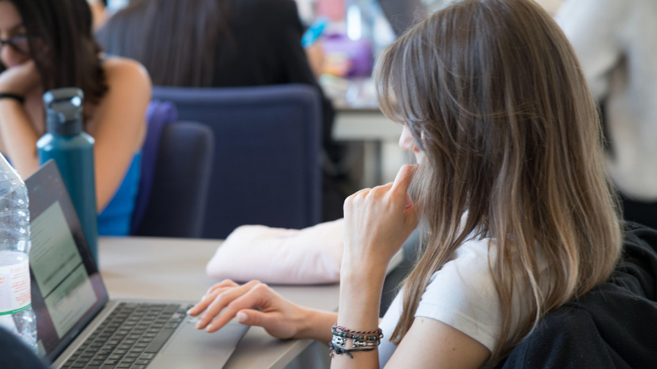 In Italia boom di IA per lavoro, in un anno dal 12% al 46%