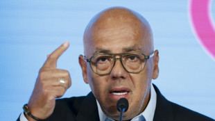 Venezuela dice que envío de migrantes en EEUU a cárcel salvadoreña es "crimen de lesa humanidad"