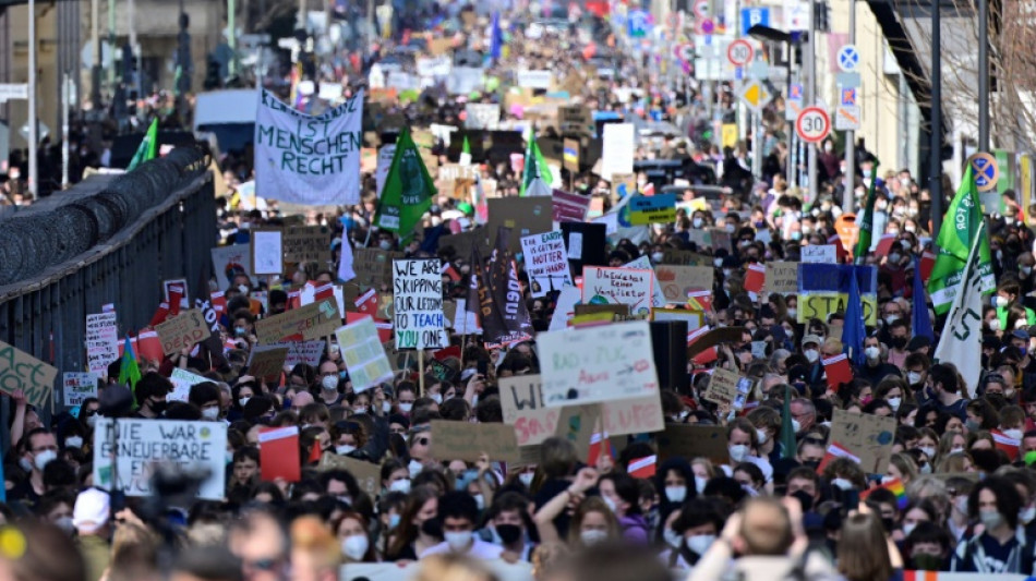 Tausende bei Klimastreik von Fridays for Future in Deutschland
