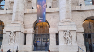 Borsa: Milano allunga il passo (+0,55%), corrono Mps ed Stm