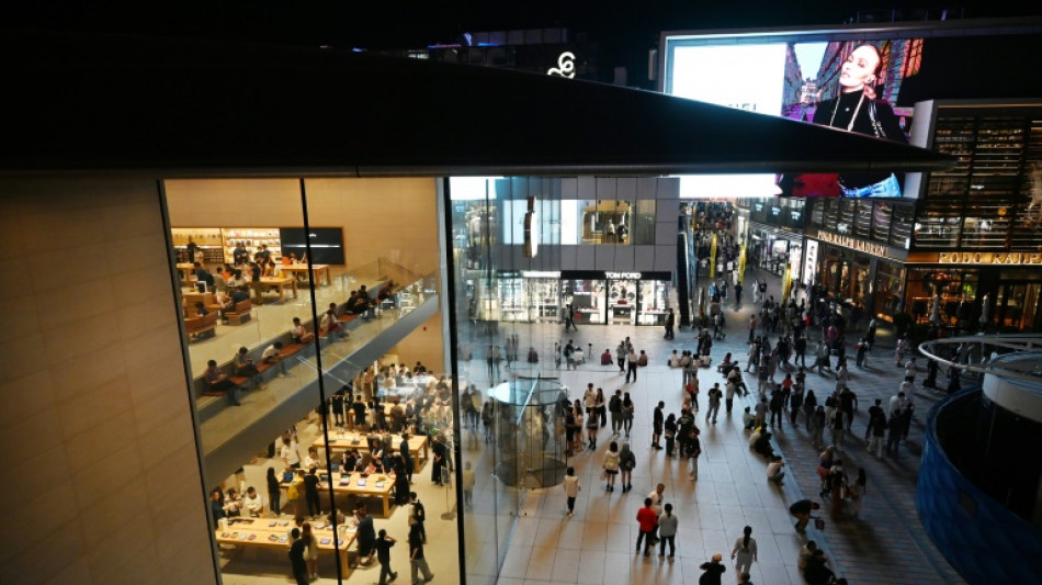 El ministro chino de Industria pide a Apple ampliar la presencia en su país