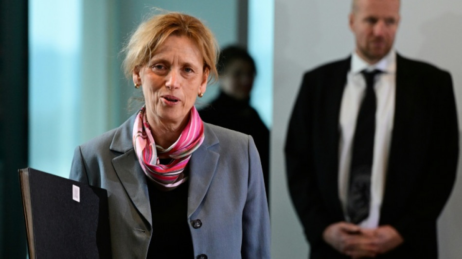 "Demokratie leben!": Kontroverse Debatte im Bundestag &uuml;ber Neuausrichtung