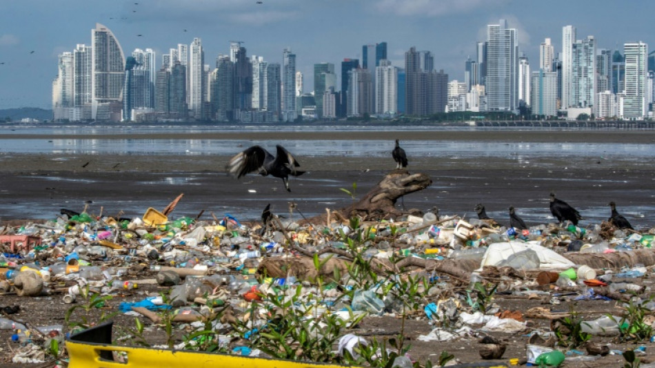 EU pledges $860 mn at Our Ocean conference