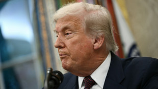 EUA vai abrir centro de detenção em base militar perto do México