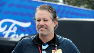 Walmart outlines big AI ambitions as it reports mixed results