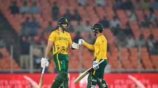 South Africa pile up 213-4 against Canada in T20 World Cup