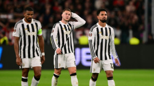 Juventus tem sequ&ecirc;ncia de vit&oacute;rias interrompida na Liga Europa; Benfica &eacute; o novo l&iacute;der