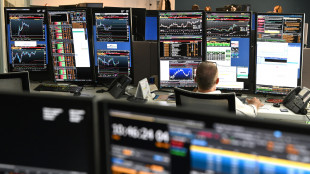 Borsa: Milano accelera con l'energia, gi&ugrave; Cucinelli