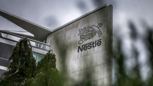 Nestl&eacute; k&uuml;ndigt Stellenabbau an - Aktienkurs steigt 