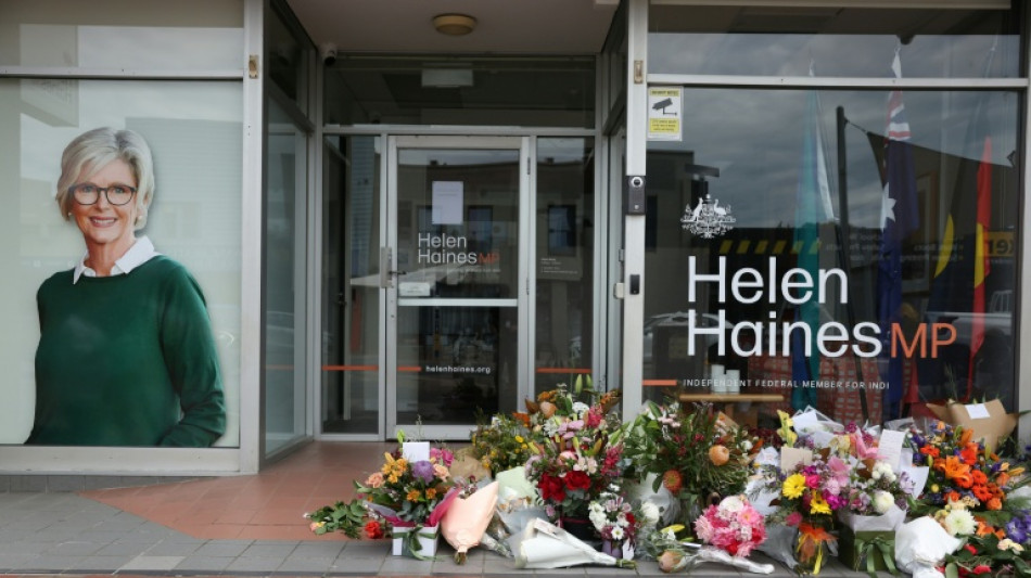 Australian politicians pay tribute to wounded lawmaker