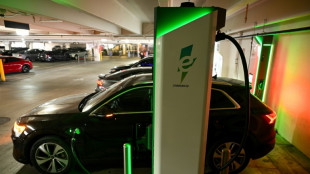 Juíza ordena que Trump libere recursos para estações de recarga de carros elétricos