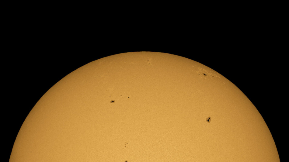 I detriti spaziali cadono pi&ugrave; velocemente quando il Sole &egrave; pi&ugrave; attivo