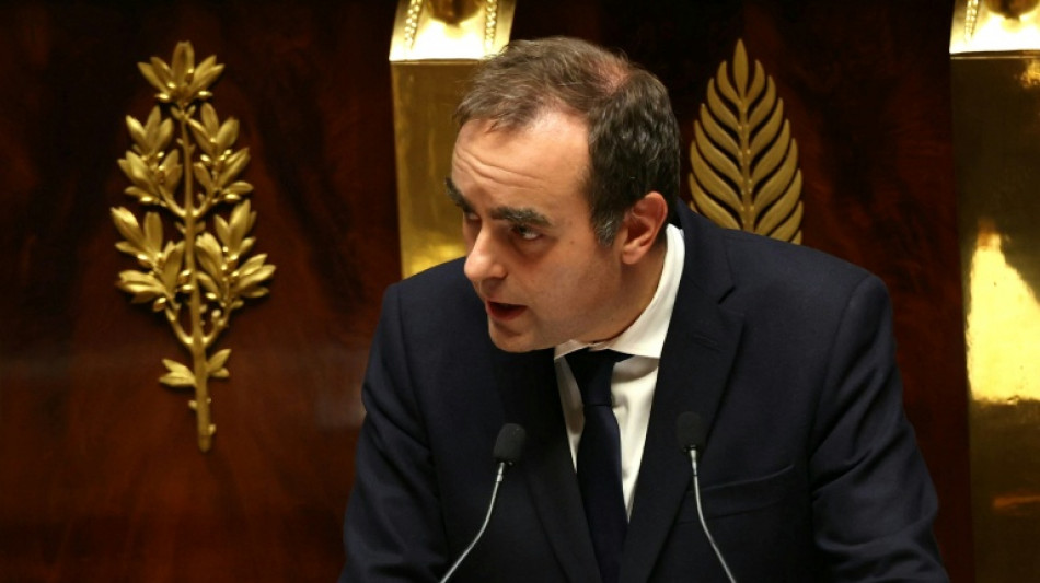 Lecornu propone al Parlamento francés suspender la reforma de las pensiones de Macron "hasta la elección presidencial"