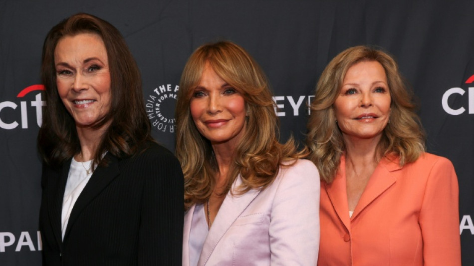 Actrices de "Los &aacute;ngeles de Charlie" se re&uacute;nen por 50&ordm; aniversario de la serie