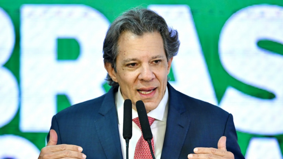 Brasil crescerá 2,4% em 2025, diz FMI