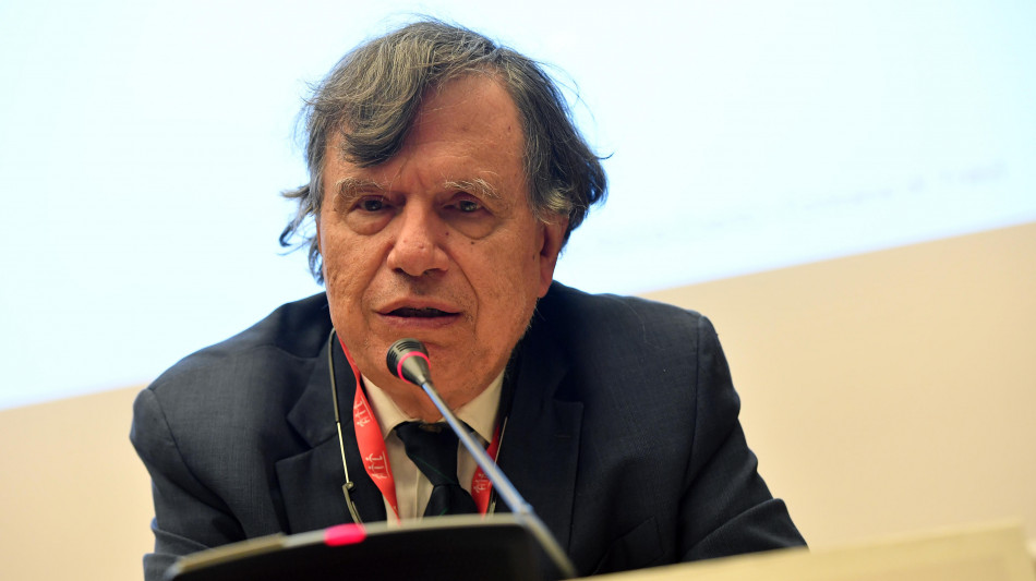 Parisi, preoccupa l'uso militare dell'IA ma si pu&ograve; arrivare a dei trattati
