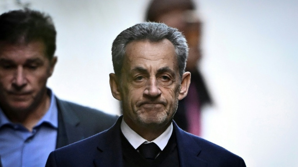 Après vingt jours en détention, Nicolas Sarkozy est sorti de prison