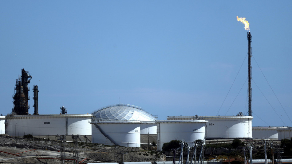 Il petrolio &egrave; in ribasso, Wti a 72,66 dollari