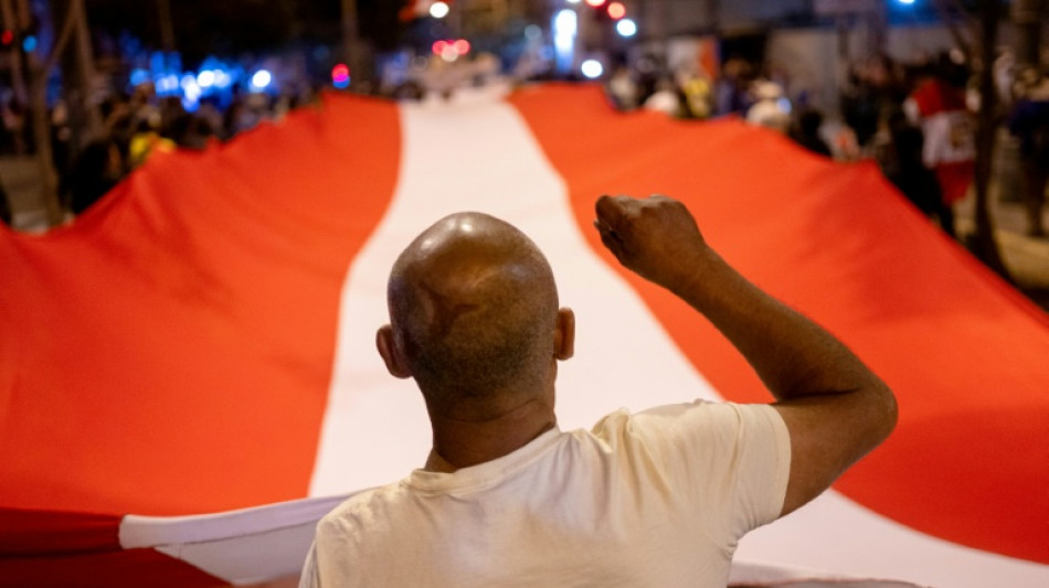Un r&eacute;cord de m&aacute;s de 30 candidatos postulan a las presidenciales de Per&uacute;
