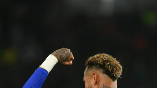 Bolsonaro besucht Neymars Kinderzentrum im Wahlkampfendspurt