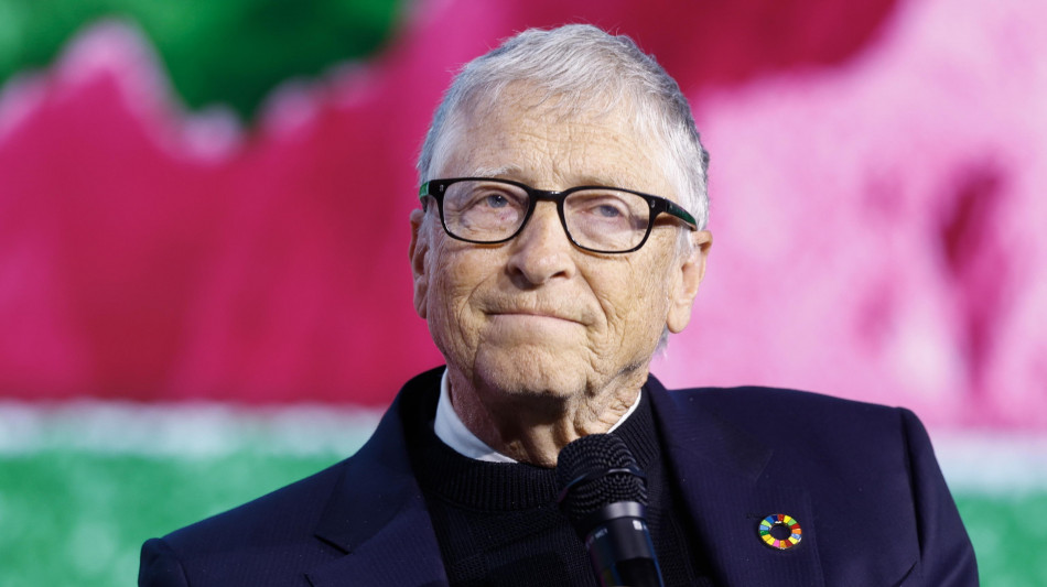 Bill Gates, pentito per Epstein ma falsa l'email sulla malattia