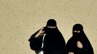 TPI emite ordens de prisão contra dois líderes talibãs por perseguição a mulheres