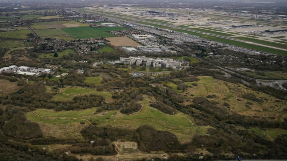 El aeropuerto de Heathrow habría podido seguir abierto el viernes, según el operador eléctrico