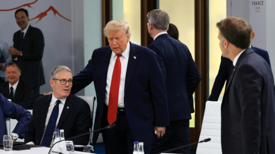 Football, smoking and 'the boss': a G7 full of quirks