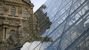 Louvre reabre 'normalmente' ap&oacute;s fim da greve
