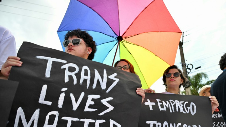 Brasil prohíbe los tratamientos hormonales a los menores transgénero