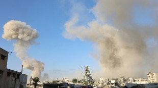 Israel aumenta operações perto de Gaza