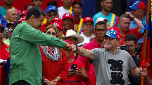 Maduro, 'la forza di Maradona &egrave; con noi per battere i fascisti'