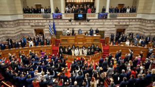 En Gr&egrave;ce, les dysfonctionnements du Parlement sous surveillance