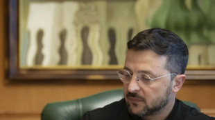 Zelensky, 'più sanzioni a Mosca, costringerla alla pace'