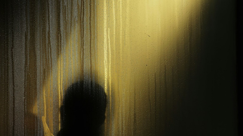 Un "monstruo" escondido debajo de la cama era un hombre de verdad en EEUU