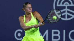 Maia sigue firme en San Diego y Osorio y la favorita Jabeur dicen adi&oacute;s