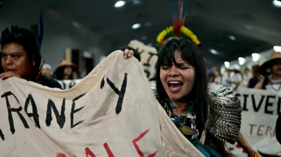 COP30 mantém luta climática mas omite abandono das energias fósseis