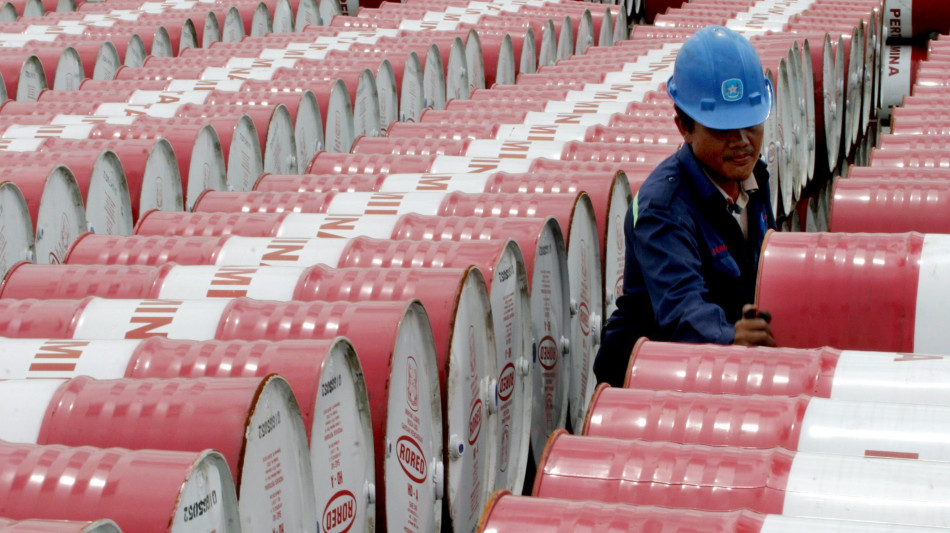 Il petrolio è in calo a New York a 61,05 dollari