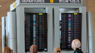 Israel intima a los yemenitas a que se alejen del aeropuerto de Saná