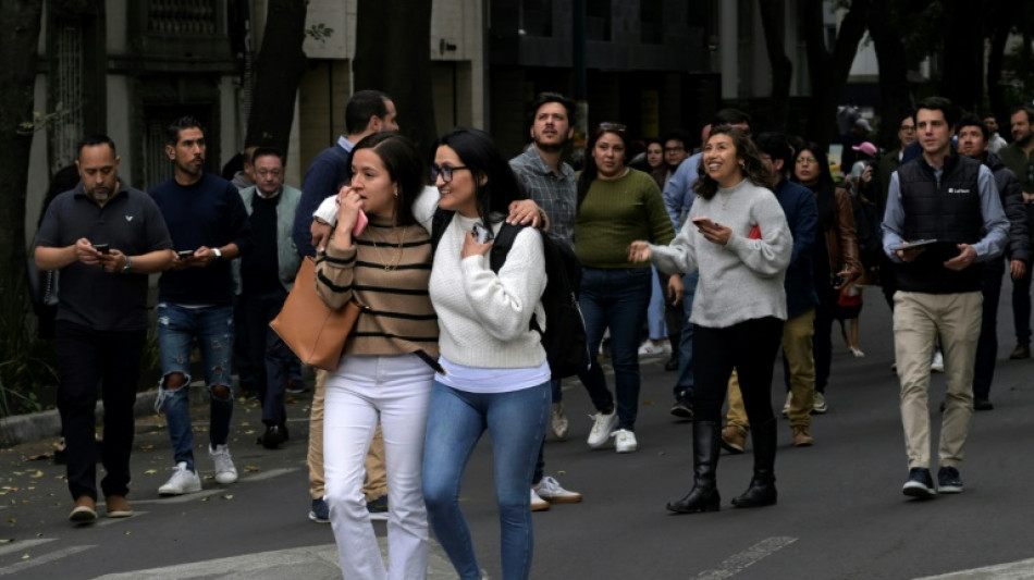 Tremor de magnitude 5,7 sacode capital e centro do M&eacute;xico