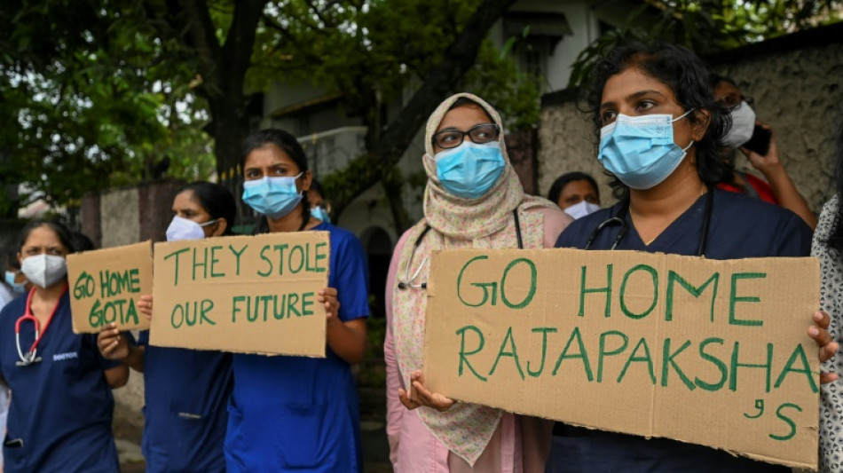 Un muerto a manos de la polic&iacute;a en protestas en Sri Lanka