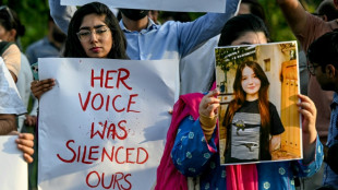 "Dernière influenceuse de ma famille?": le meurtre d'une TikTokeuse inquiète les Pakistanaises