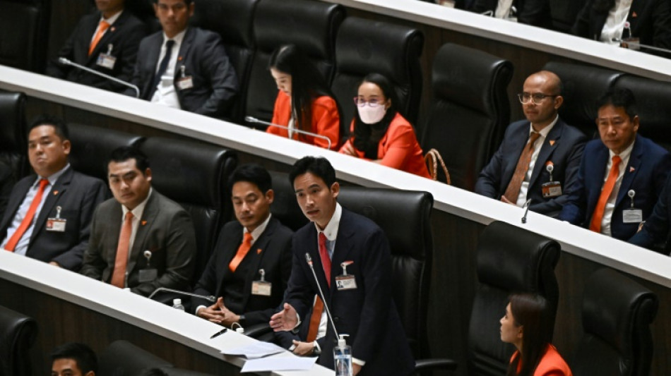 Candidato reformista perde vota&ccedil;&atilde;o para se tornar primeiro-ministro da Tail&acirc;ndia