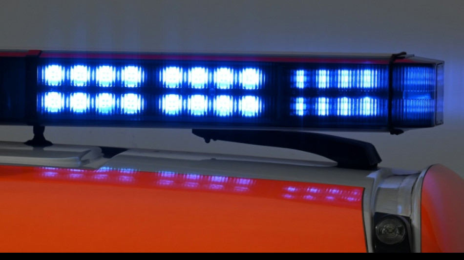 Auto st&uuml;rzt in Minden von Br&uuml;cke: Eine Tote und zwei Schwerverletzte 