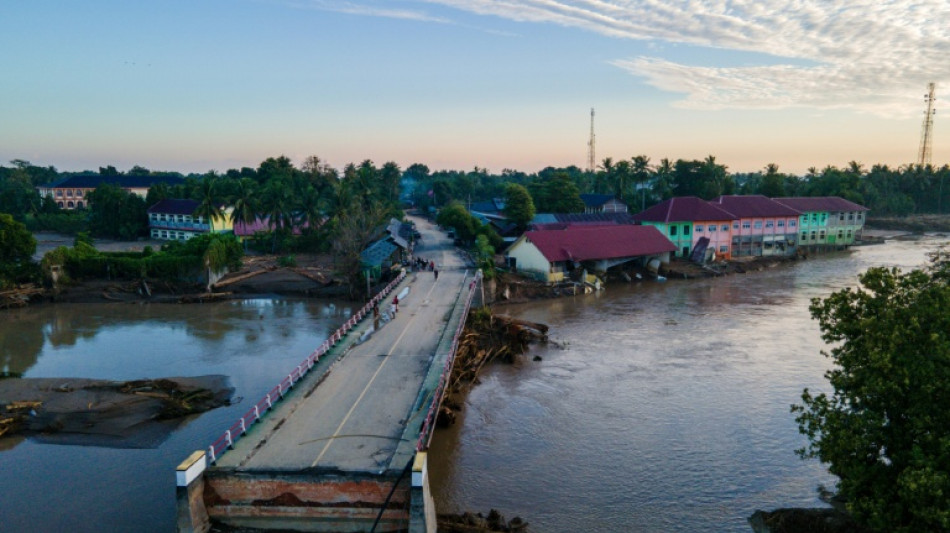 M&aacute;s de mil muertos tras devastadoras inundaciones en Asia