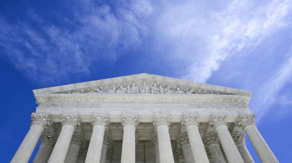 El gobierno Trump pide al Supremo retirar los l&iacute;mites a las expulsiones de inmigrantes a terceros pa&iacute;ses