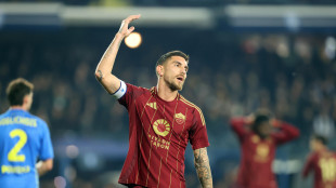 Calcio: Lazio-Roma; Pellegrini e Pedro partono titolari